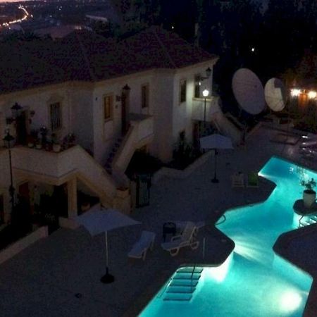 Apartment Windsor أذيخي المظهر الخارجي الصورة
